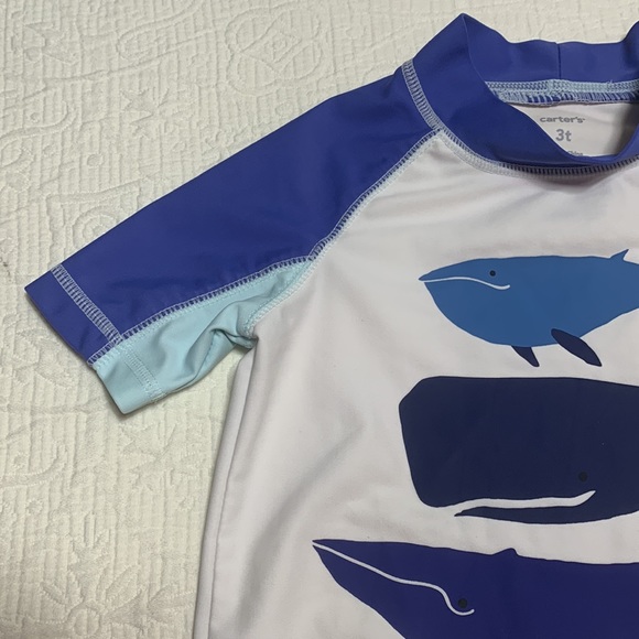 3T (4/$20) Whales Rashguard by Carter’s - Picture 4 of 15